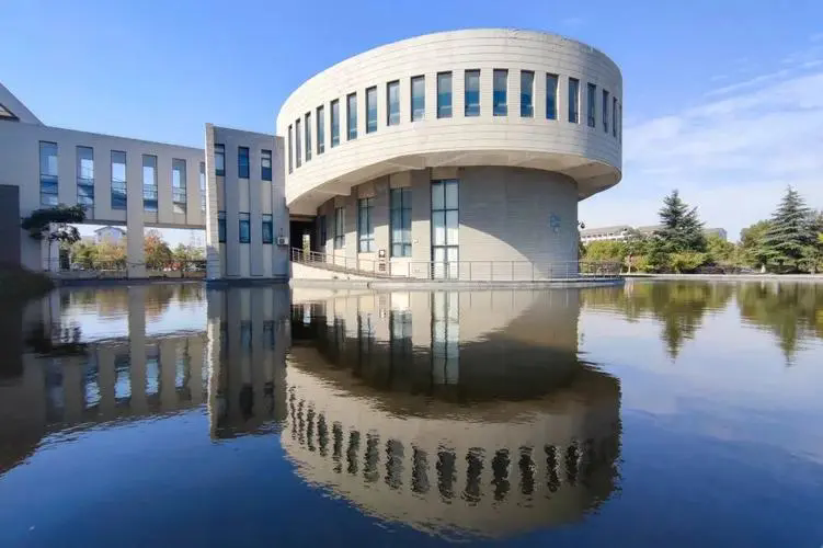 安大研究生院(安大研究生院在哪个校区)