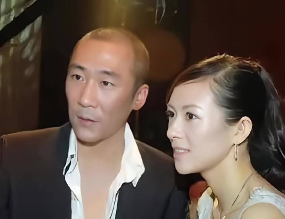 章子怡有几任丈夫(章子怡一共几个男友)