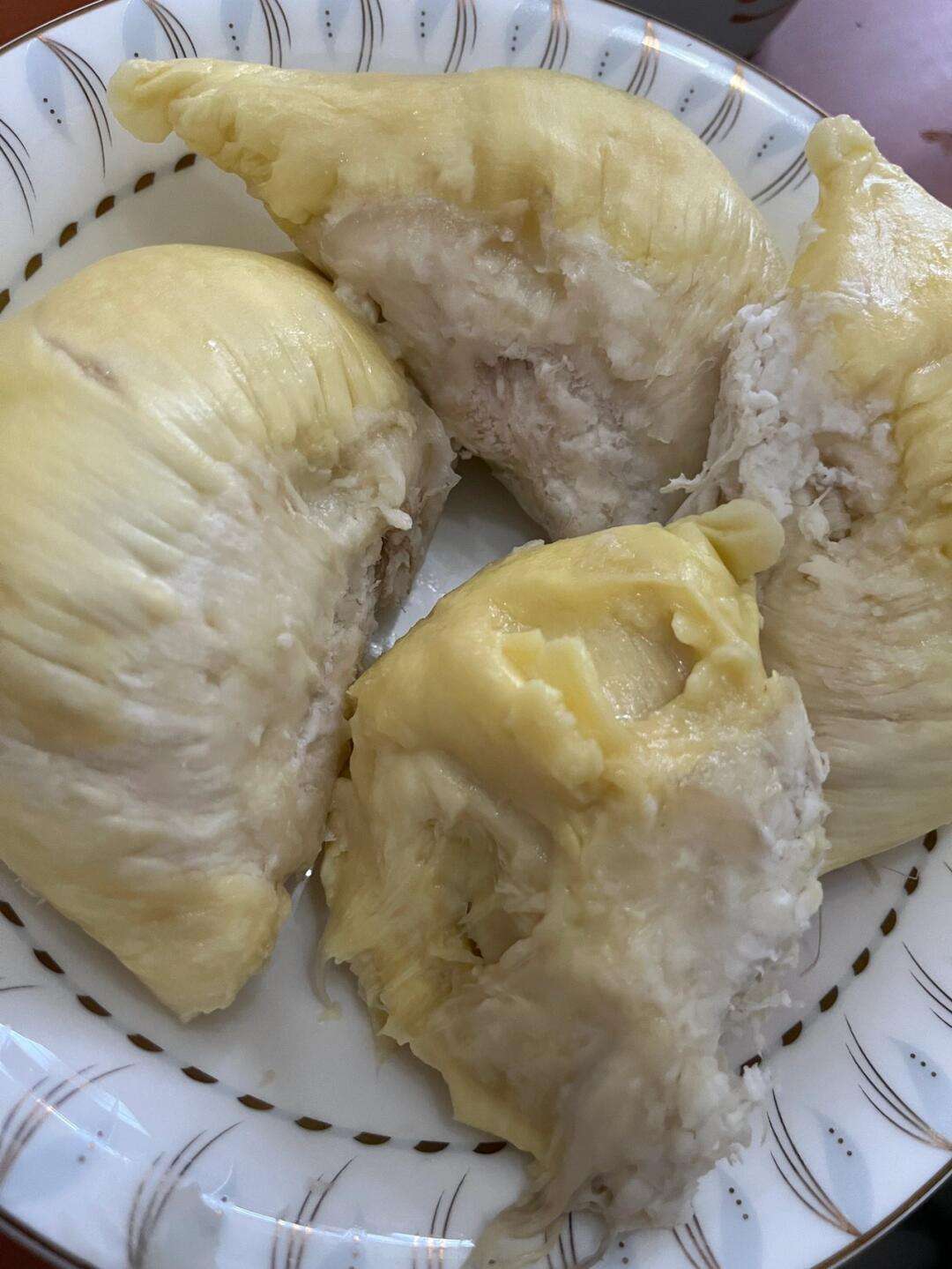 榴莲熟透了肉都稀烂图片(榴莲熟透了是什么样子图片)