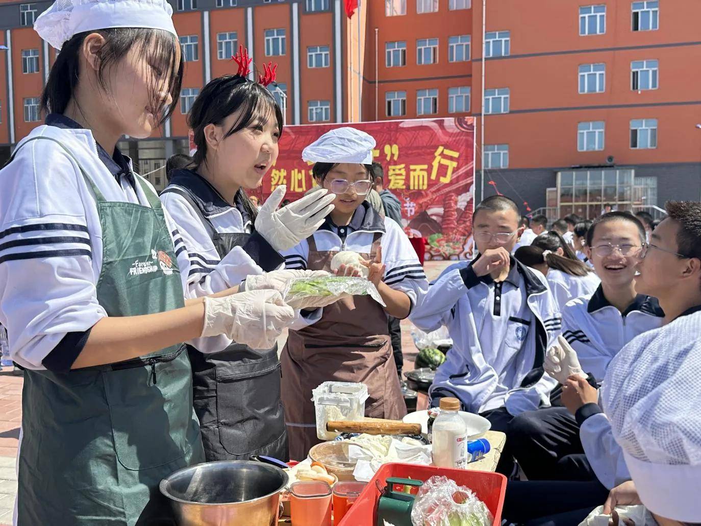 美食节带什么去学校好(美食节带什么去学校好玩)