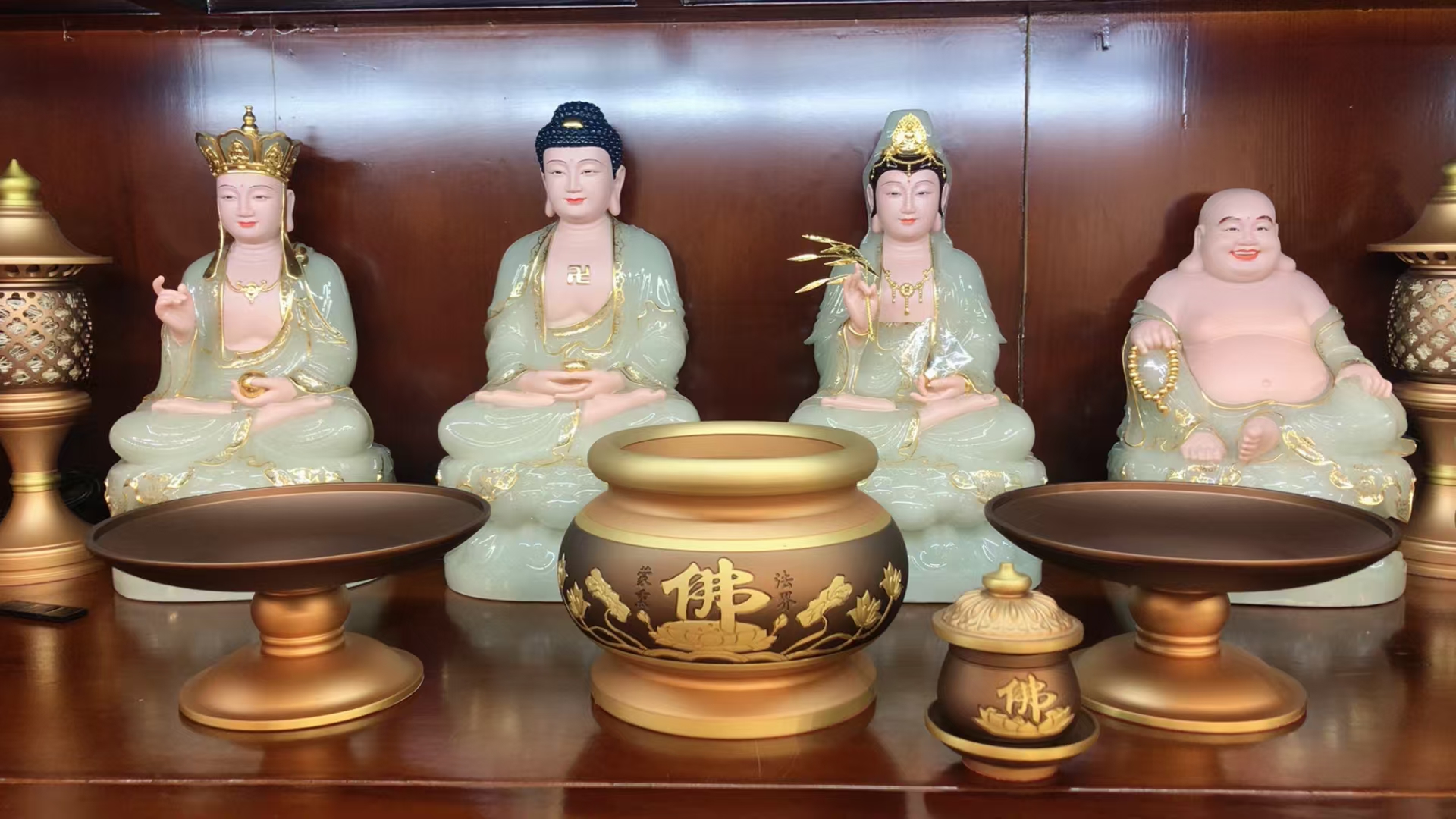 求姻缘拜什么佛(求姻缘拜什么佛最好)