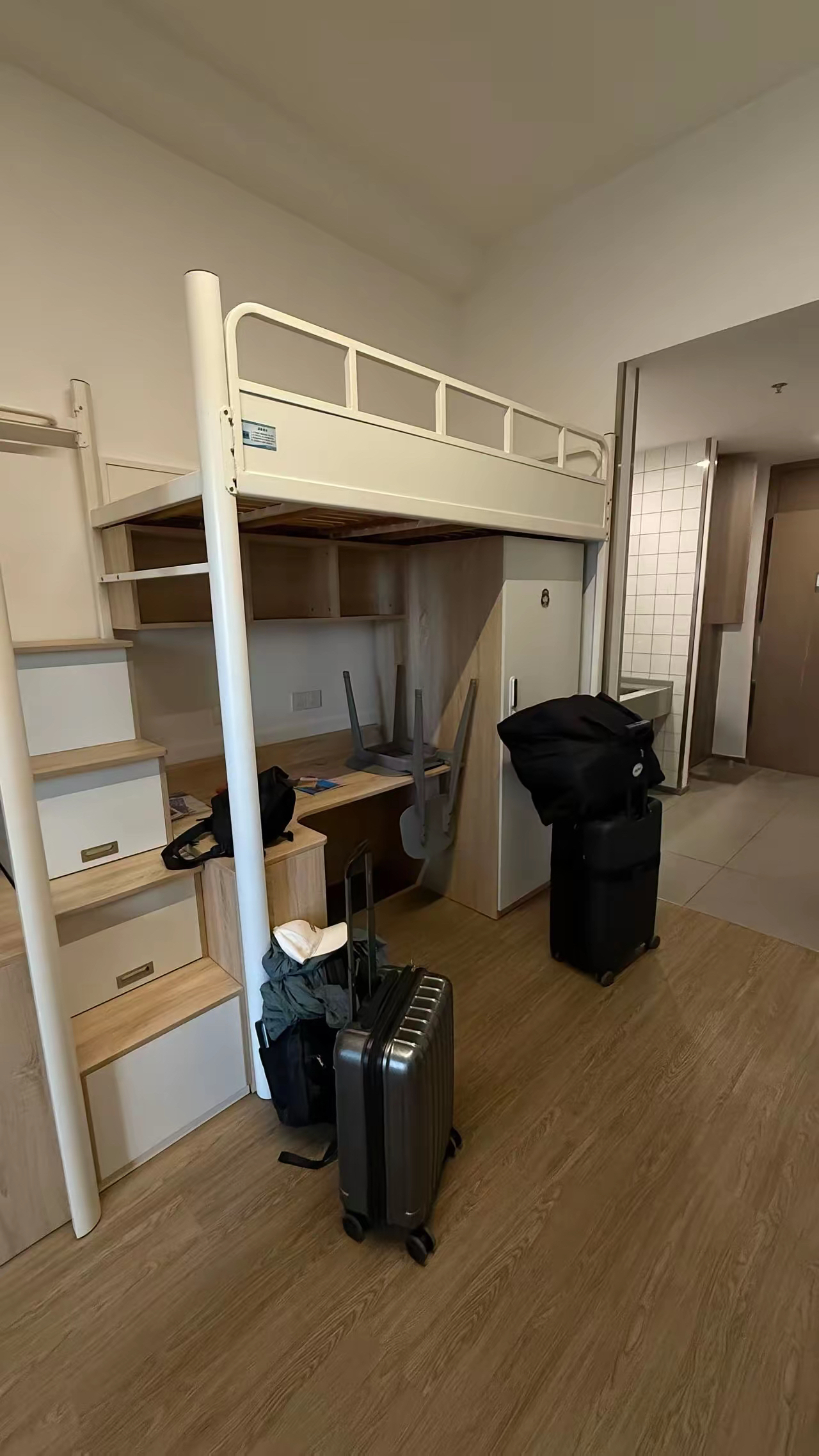 宿舍好的一本大学(宿舍环境比较好的一本大学宿舍)