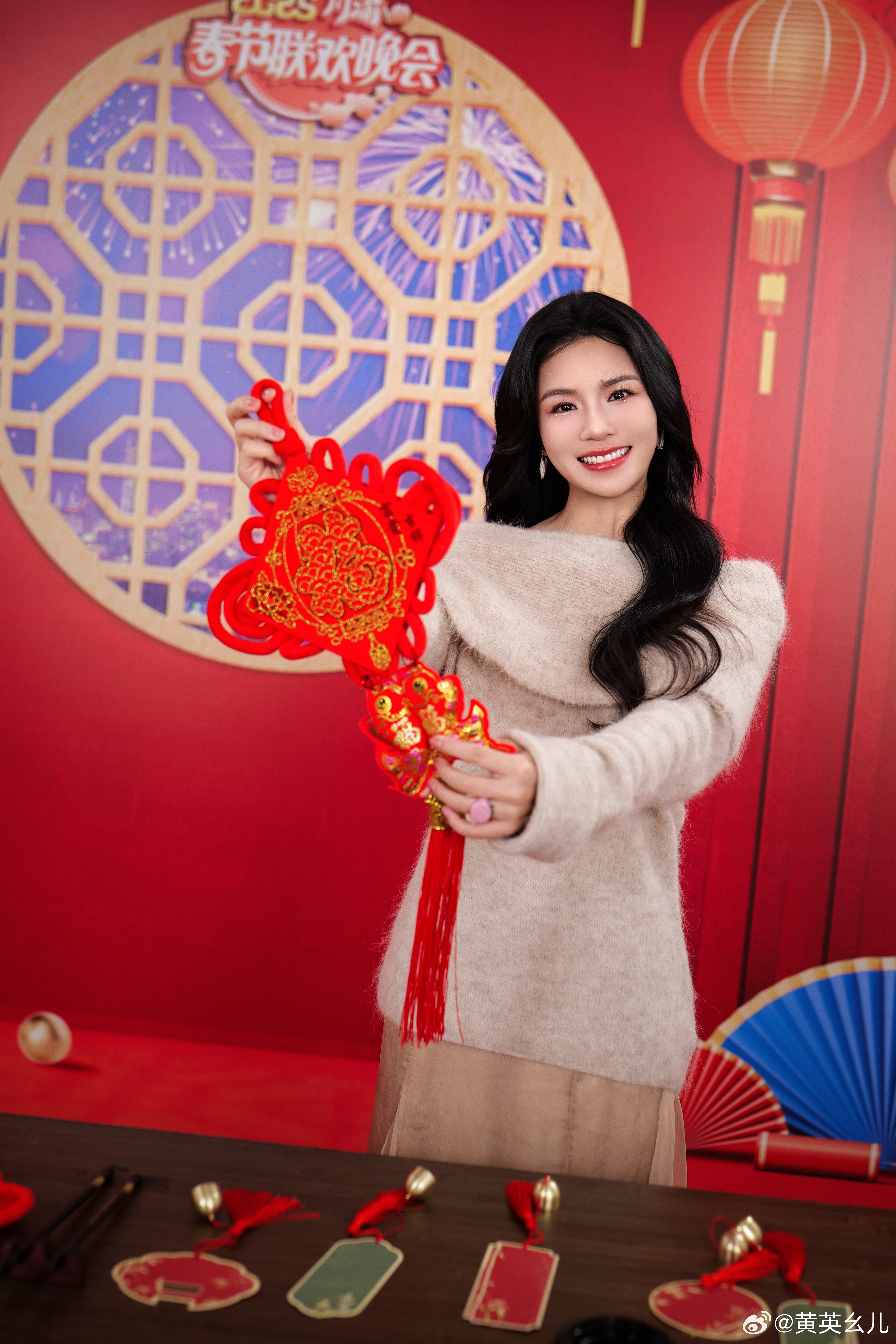 一个人跨年图片(一个人跨年的图片)