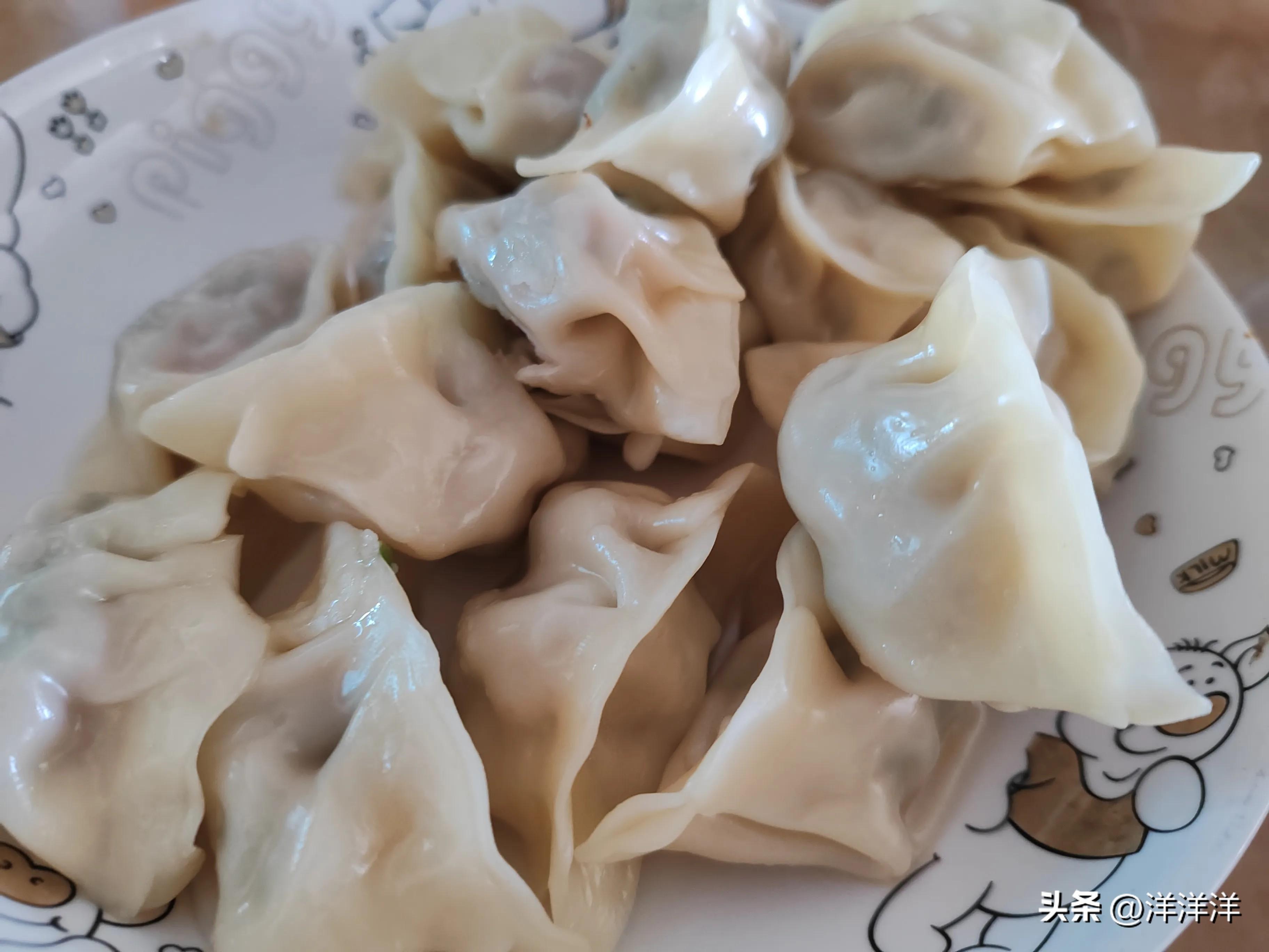 一斤饺子皮需要多少肉(一斤饺子皮需要多少肉和菜)