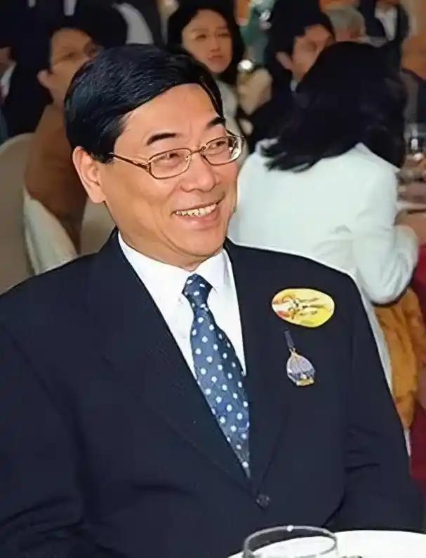郭应泉为什么不娶李若彤(郭应泉为什么不娶李若彤老婆)
