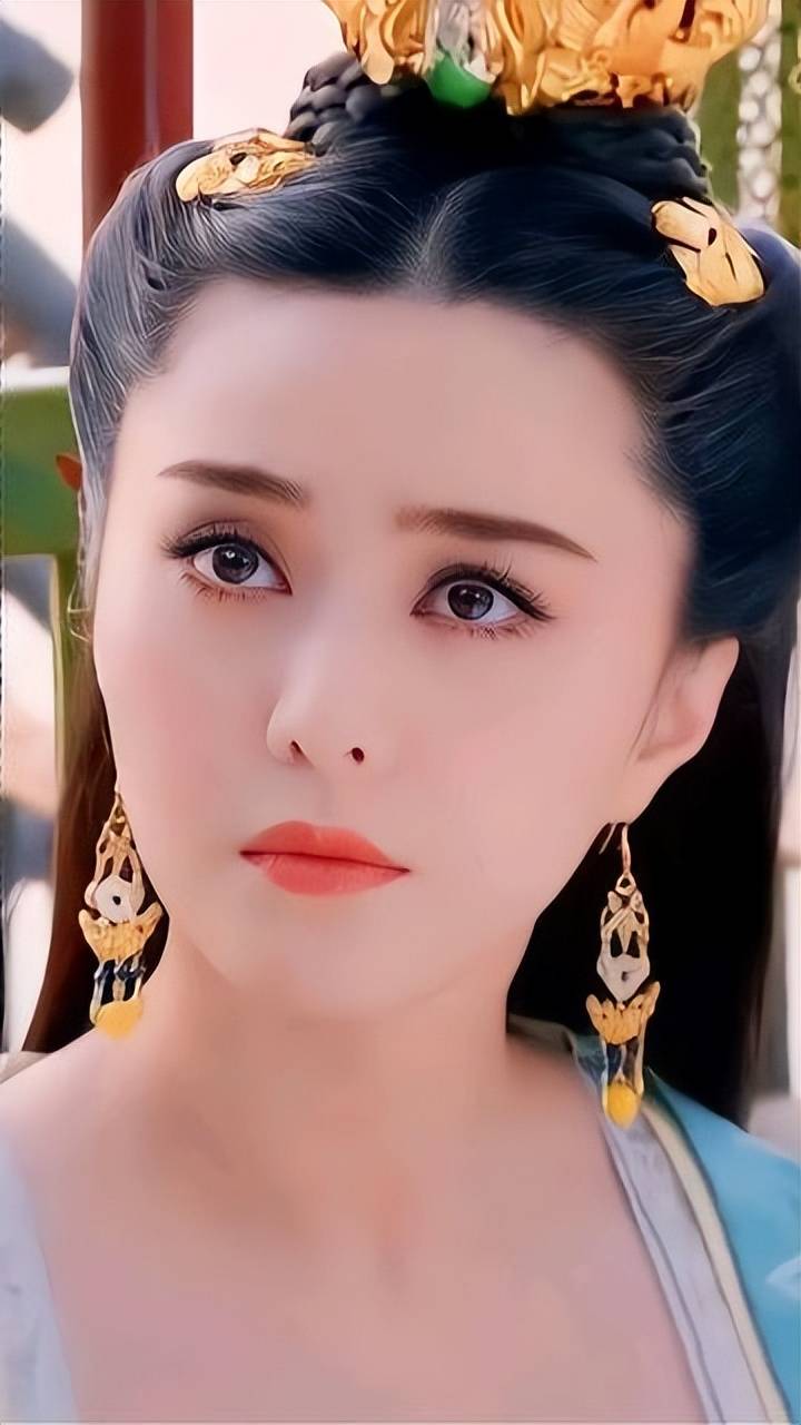 李晨前女友(张馨予个人资料及简介) 李晨前女友(张馨予个人资料及简介)