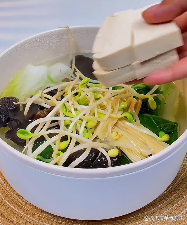 40道佛家养生素菜菜谱(40道佛家养生素菜菜谱做法) 40道佛家养生素菜菜谱(40道佛家养生素菜菜谱做法)